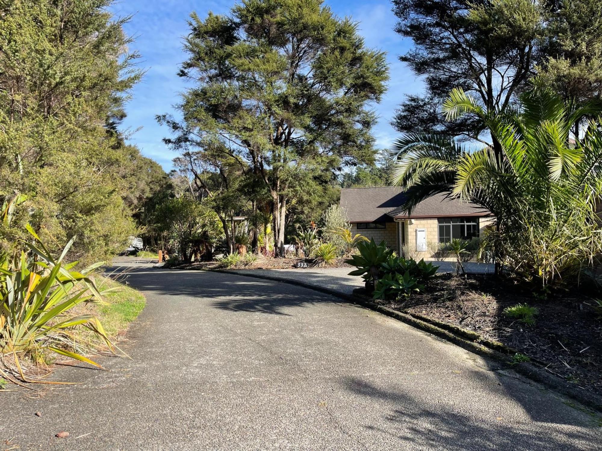 Charming Home Near Nature Auckland Exterior foto